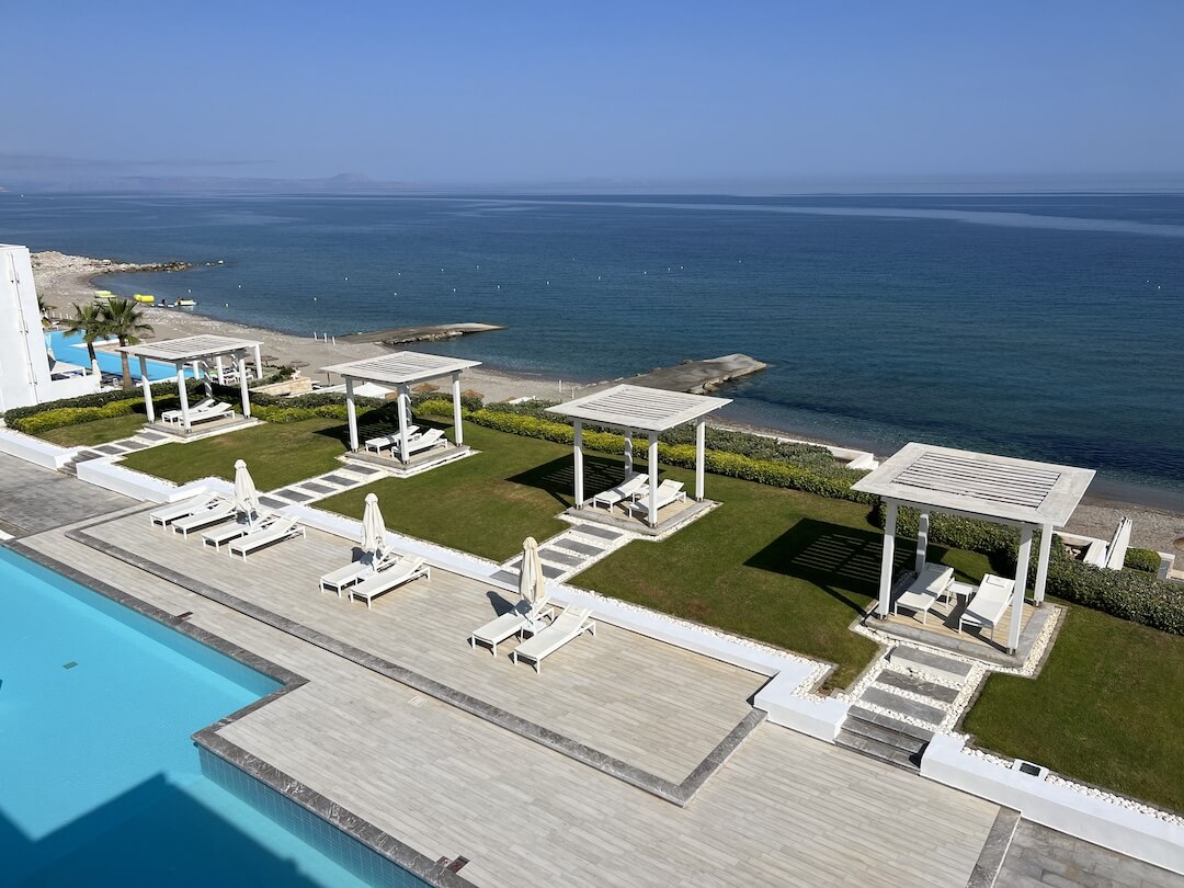 חוף מלון white palace