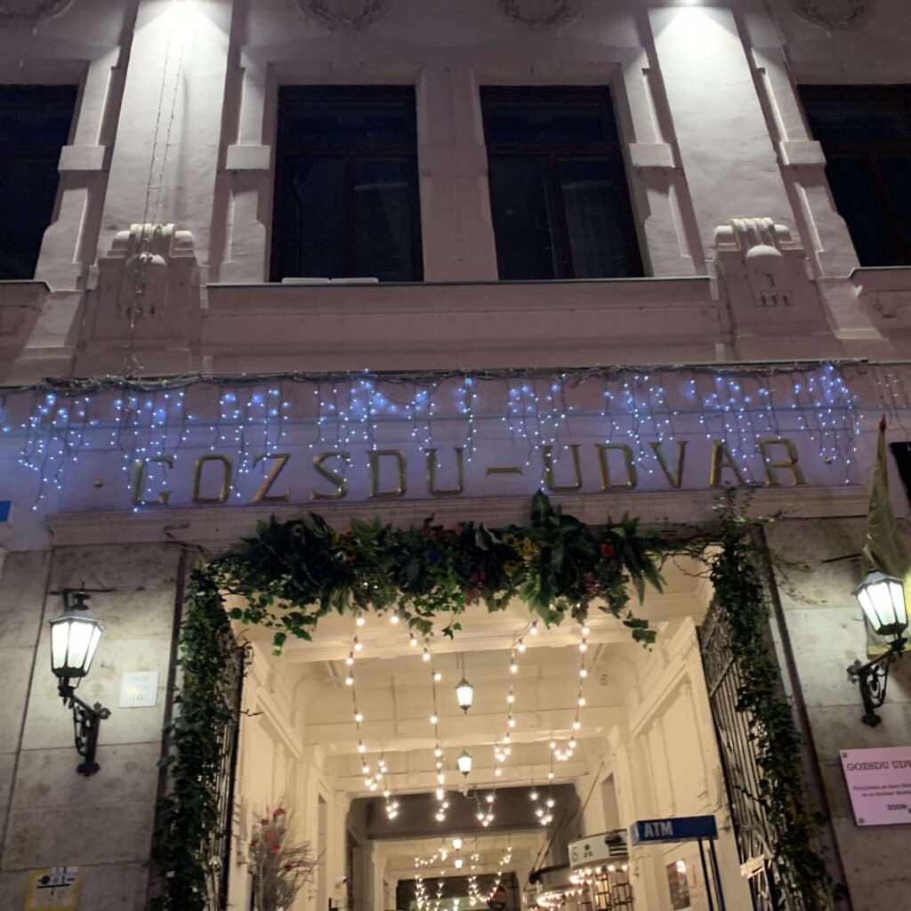 Gozsdu Udvar